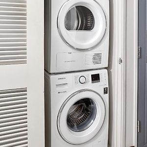 Standard Deluxe Room Kitchenette